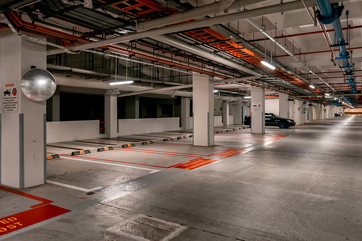 Los topes para estacionamiento en la seguridad vial